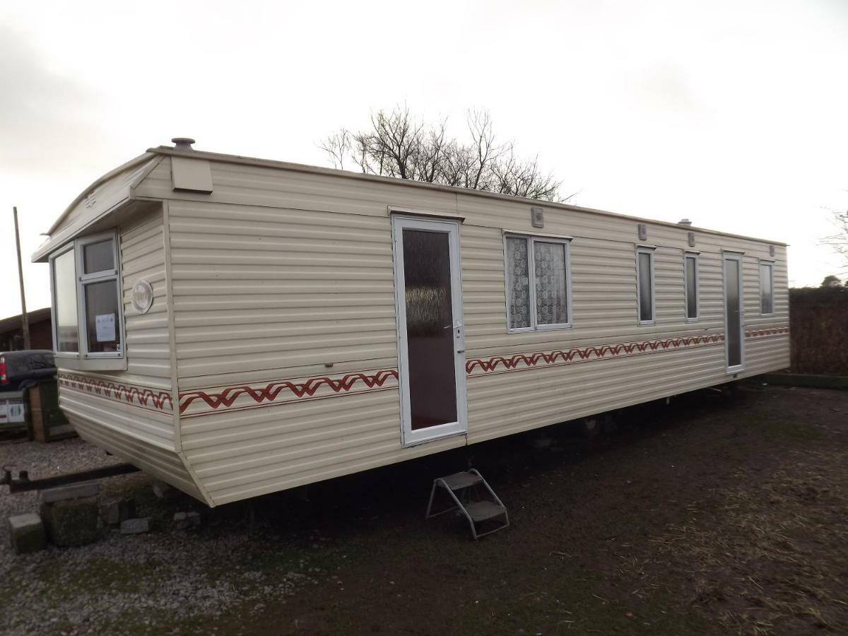 Marsh Water Ponds Fishery Villa Kidwelly Dış mekan fotoğraf